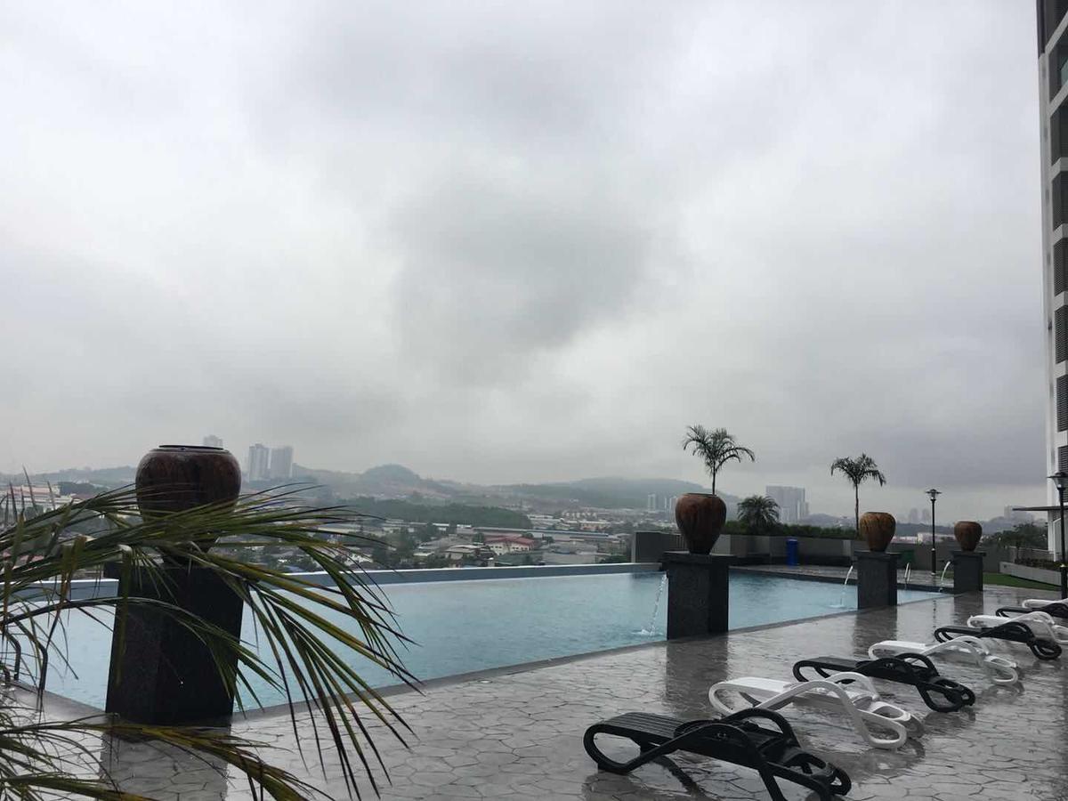 Silk Sky Residence Seri Kembangan Buitenkant foto