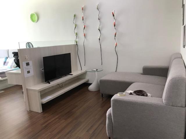 Silk Sky Residence Seri Kembangan Buitenkant foto